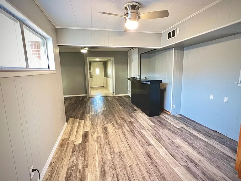2913 Sheridan Dr — Photo 5