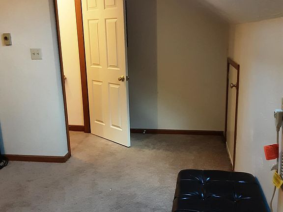5th image of 70 West St