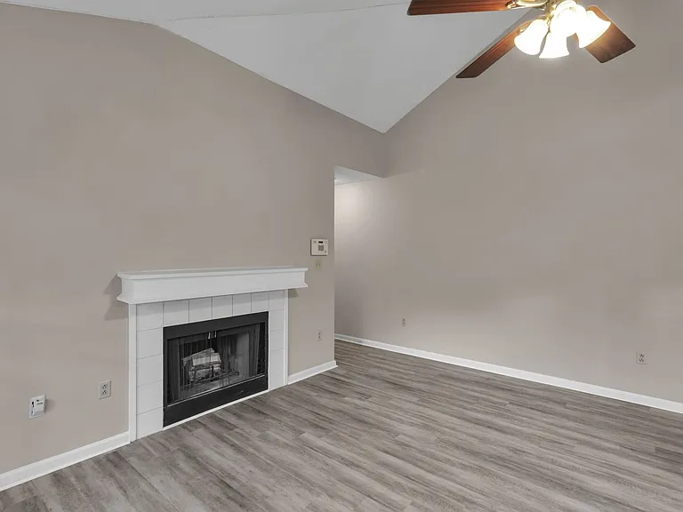 5009 Sharon Rd #C — Photo 4