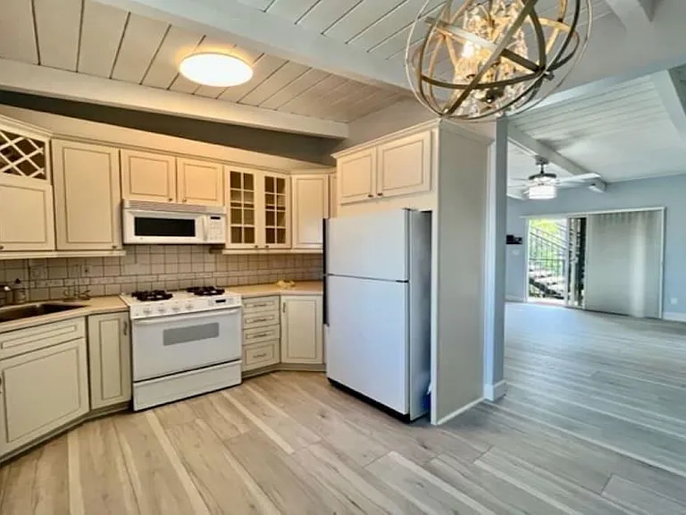 460 Camino Del Mar #DEL-13 — Photo 12
