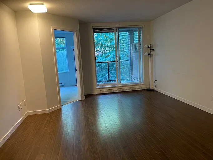 2 bed, 1.0 bath, 754 sqft, $2,100 — Photo 3