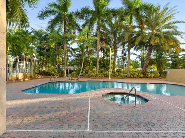 3500 Coral Way APT 1112, Miami, FL 33145