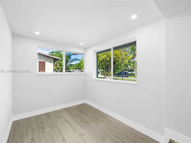 8560 SW 126th Ter — Photo 9