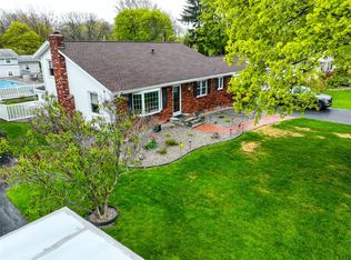 38 Orchid Dr, Rochester, NY 14616