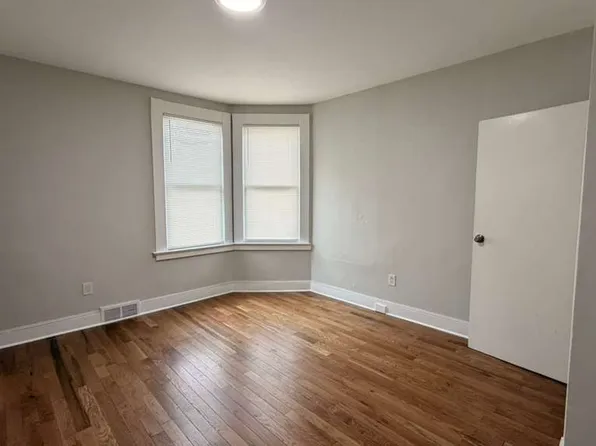 693 Dixwell Ave #2, New Haven, CT 06511