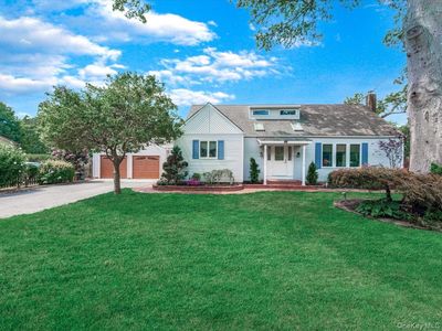 60 Hanrahan Avenue, Farmingville, NY, 11738