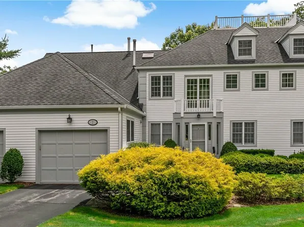 2 Moss Run, White Plains, NY 10605