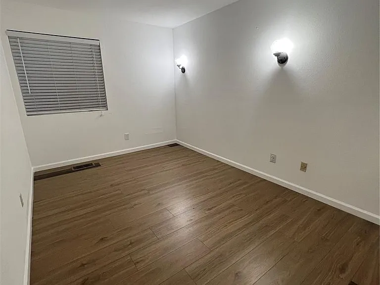 17050 E Ford Dr #103 — Photo 12