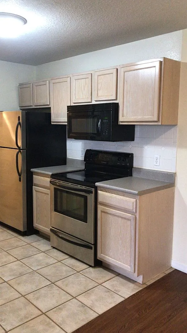 1 bedroom 1 bath for rent lease 8849 Latrec Ave., unit 108, Orlando, FL 32819 — Photo 3