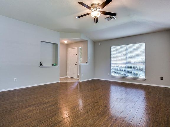 4th image of 17517 Port Hood Dr