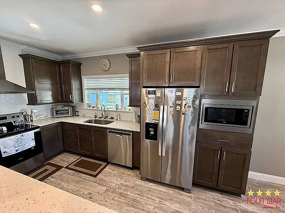 5th image of 797 Sabal Palm Dr