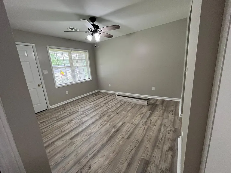 316 Adamson Ave #B — Photo 8