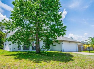 828 Emden Ave NW, Palm Bay, FL 32907