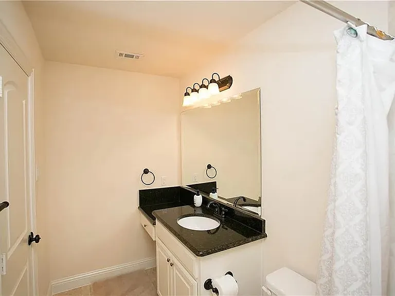 14224 Blueberry Hill Dr — Photo 15