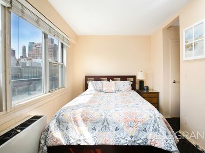 520 E 76th St APT 9B, New York, NY, 10021