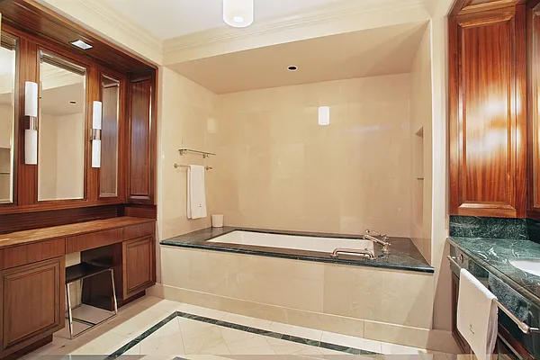 Rented by Compass | media 29