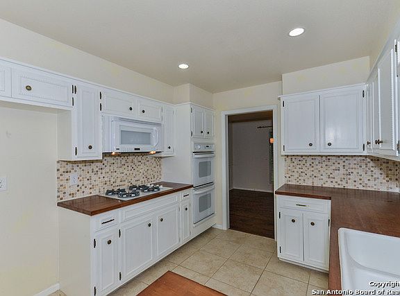 5th image of 642 Sunhaven Dr