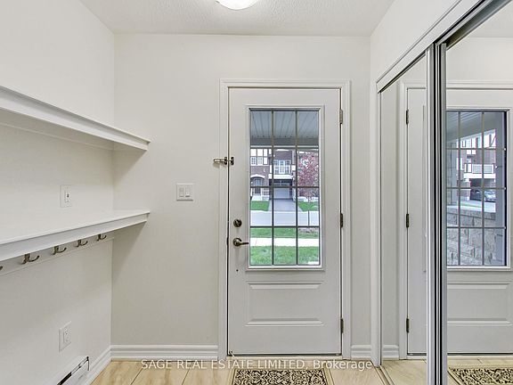 3rd image of 10 Goldeye St