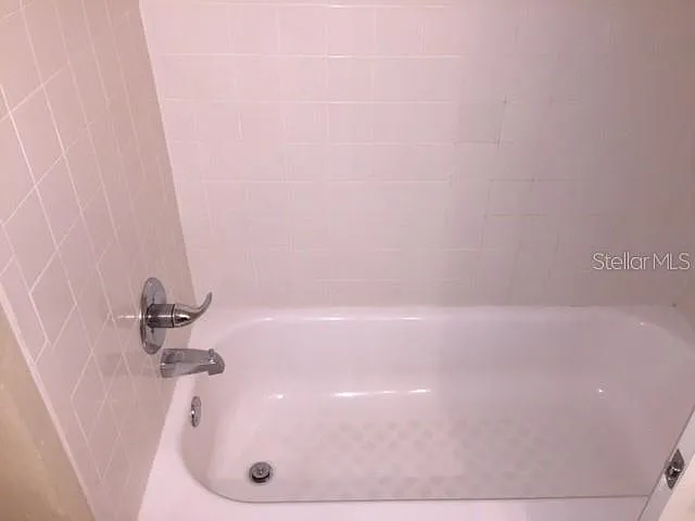 507 NW 39th Rd #310 — Photo 17