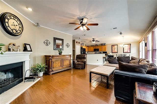 1st image of 3305 Avery Ln