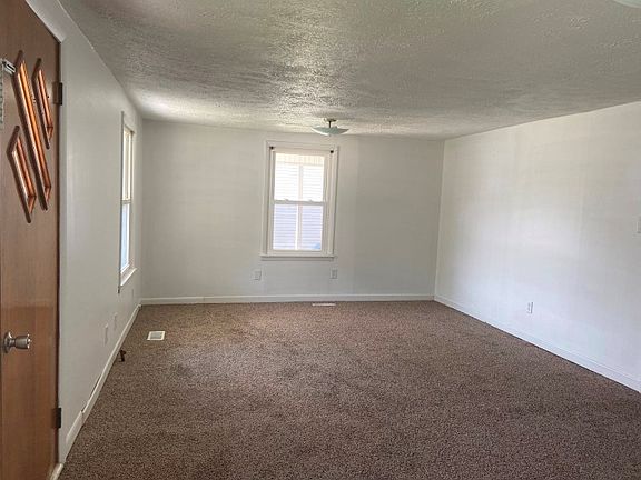3rd image of 1119 Boyd St