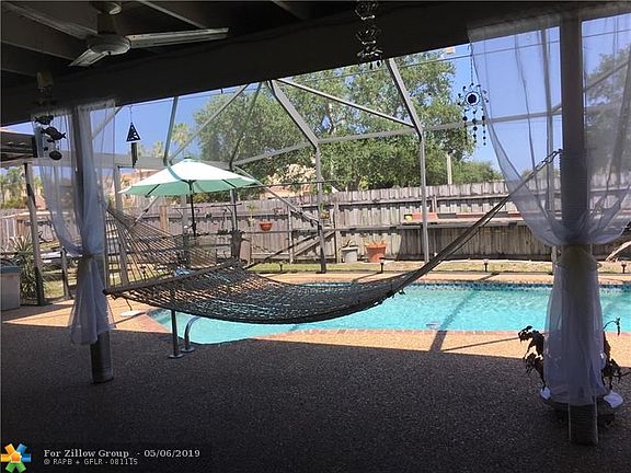4th image of 1174 SW 24th Ter