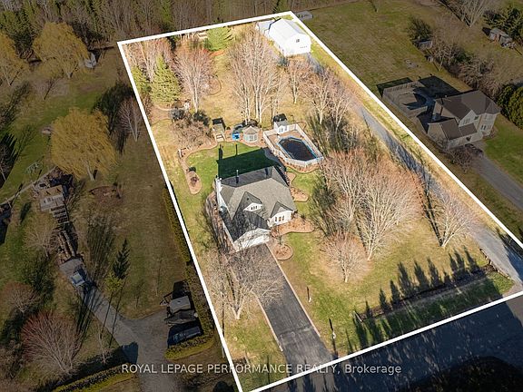 5th image of 882 Castor Rd