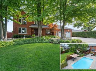 22 Wendakee Dr, Hamilton, ON L8E 5T3