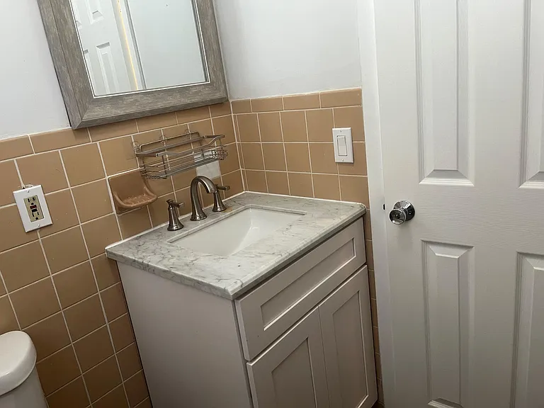 242 Commercial Ave #1 — Photo 8