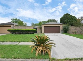 2467 Prides Crossing Rd, Houston, TX 77067