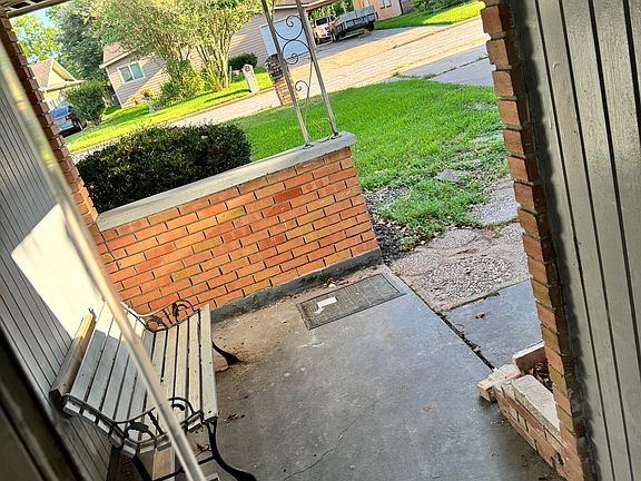 2nd image of 6026 Diamond Ct