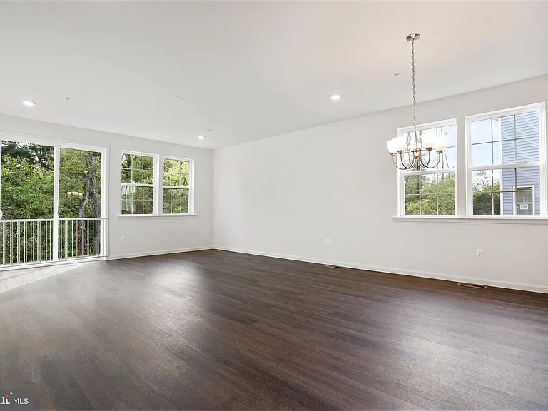 12229 Fallen Timbers Cir — Photo 23