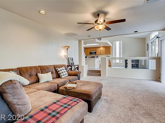 5th image of 8772 Autumn Wreath Ave