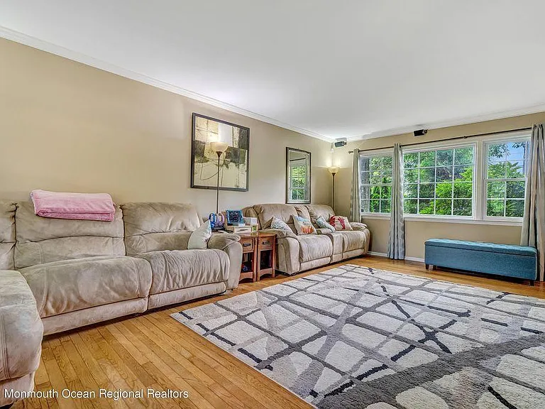 98 Oak Ridge Pkwy — Photo 14