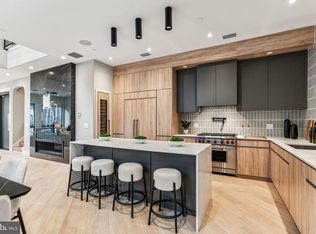 336 S Hicks St, Philadelphia, PA 19102