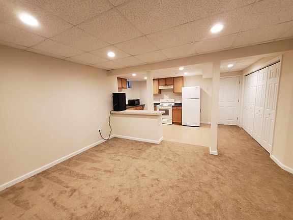 3rd image of 28 Clearfield Pl #0
