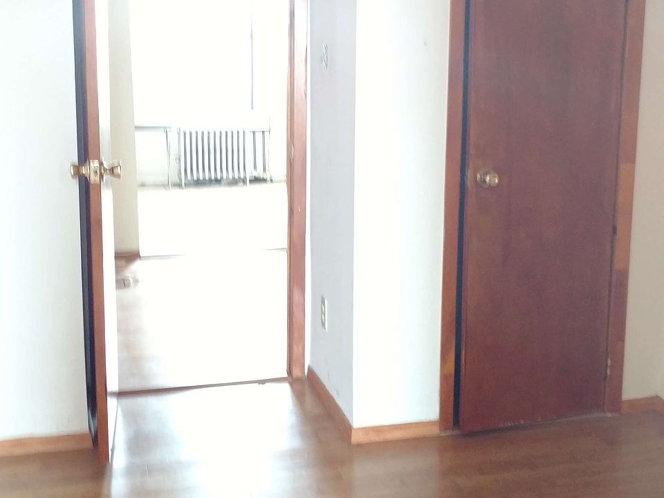 2nd image of 2378 38th St APT 3R