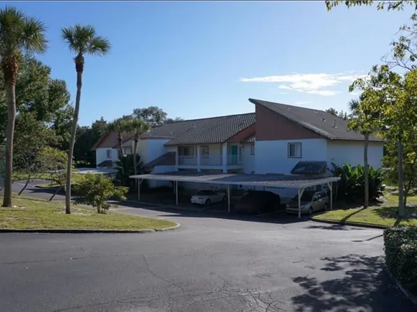 202 Country Ln NE #202, Winter Haven, FL 33881