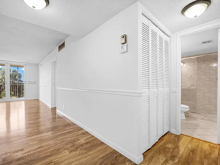 250 Jacaranda Dr #508 — Photo 19