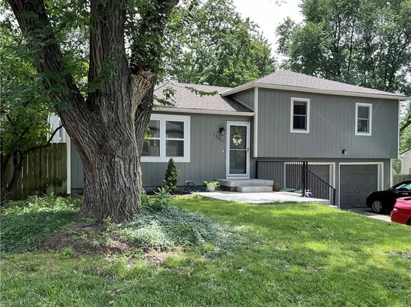 13307 W 61st St, Shawnee, KS 66216