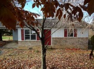 126 Runion St, Elizabethton, TN 37643
