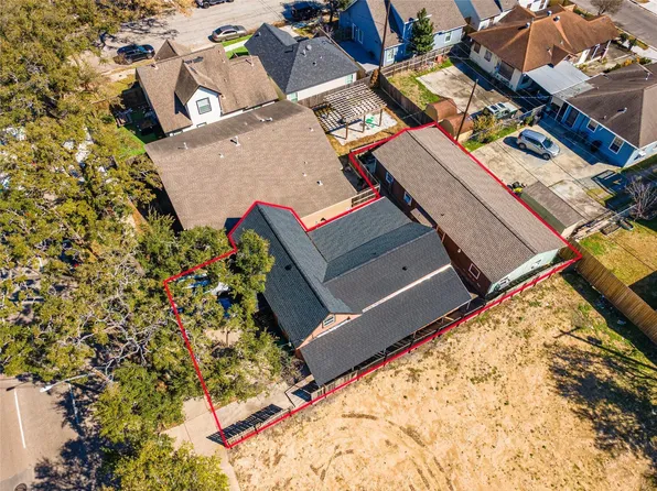 307 York St, Houston, TX 77003