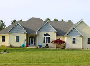 11225 Whitetail Creek Ln, Dawson, IL 62520