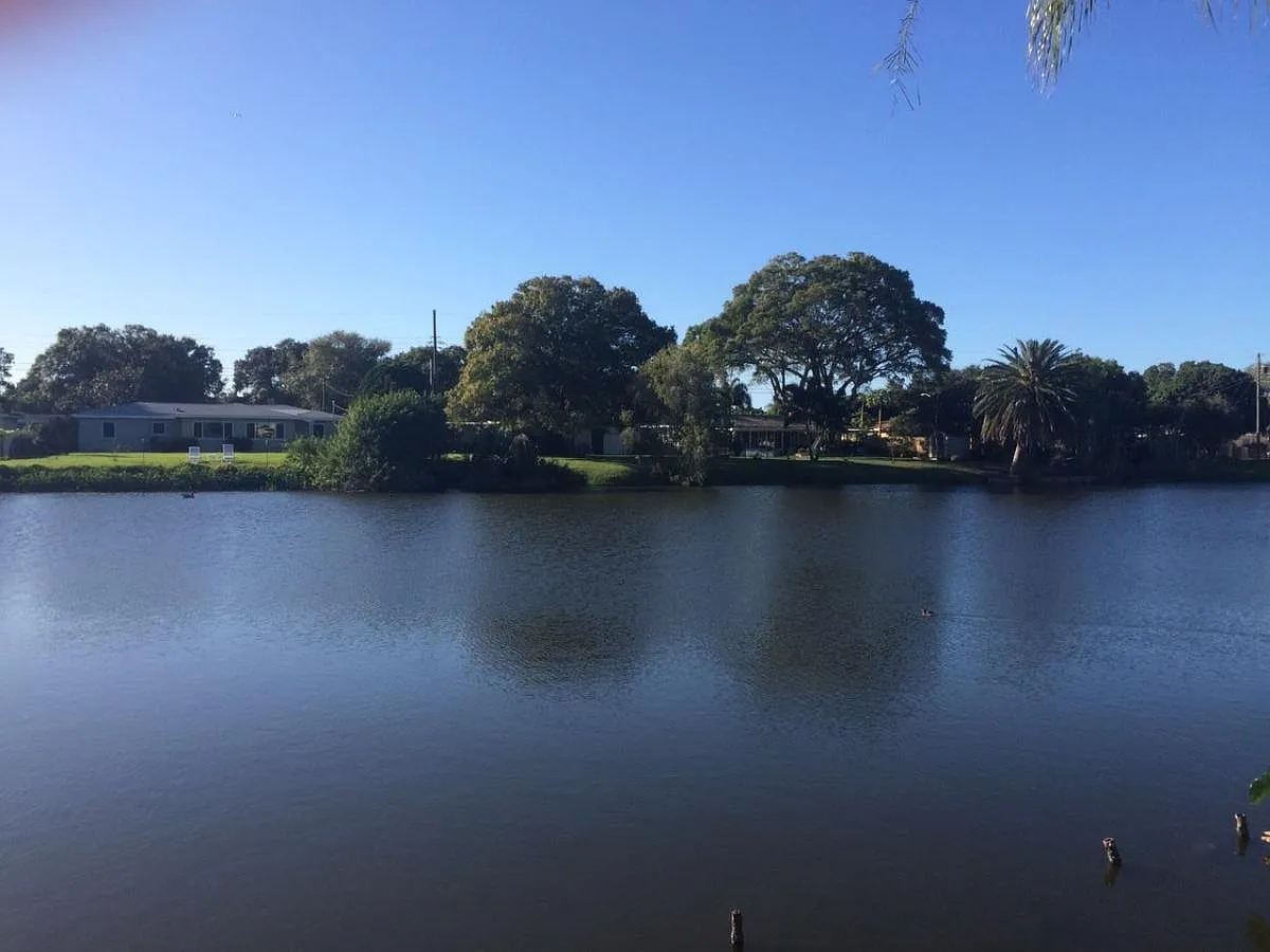 3 bed, 1053 sqft, $2,245 — Photo 3