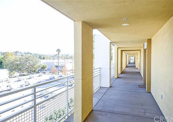 2nd image of 21301 Erwin St Unit 509