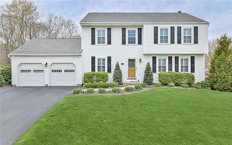 1st image of 175 Woodbine Dr