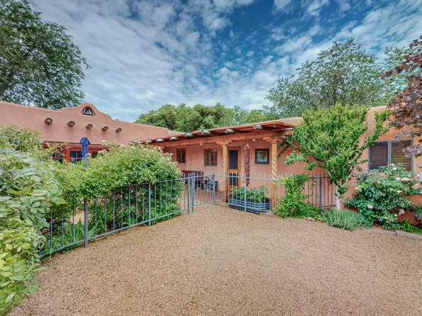 214 Polaco St, Santa Fe, NM 87501