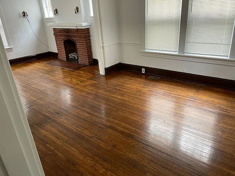 626 Park Ln — Photo 11