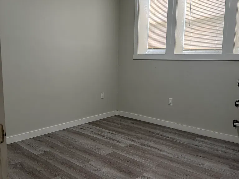 131 S Harrison St #B1 — Photo 5
