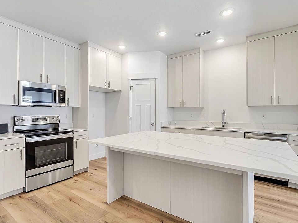 Kitchen with all LG appliances. Refrigerator not in picture